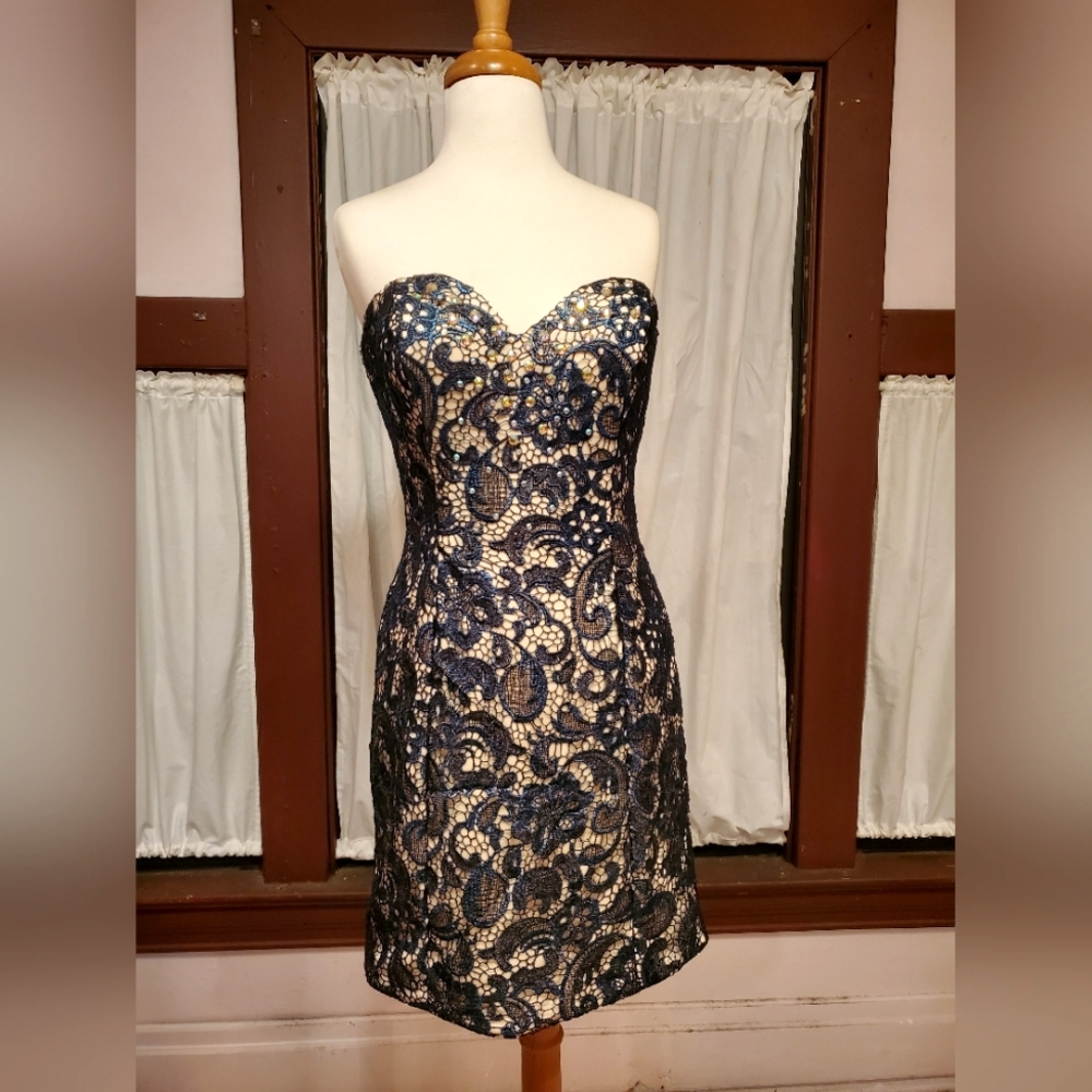 Royal Blue Lace Shortie (Sz 10)